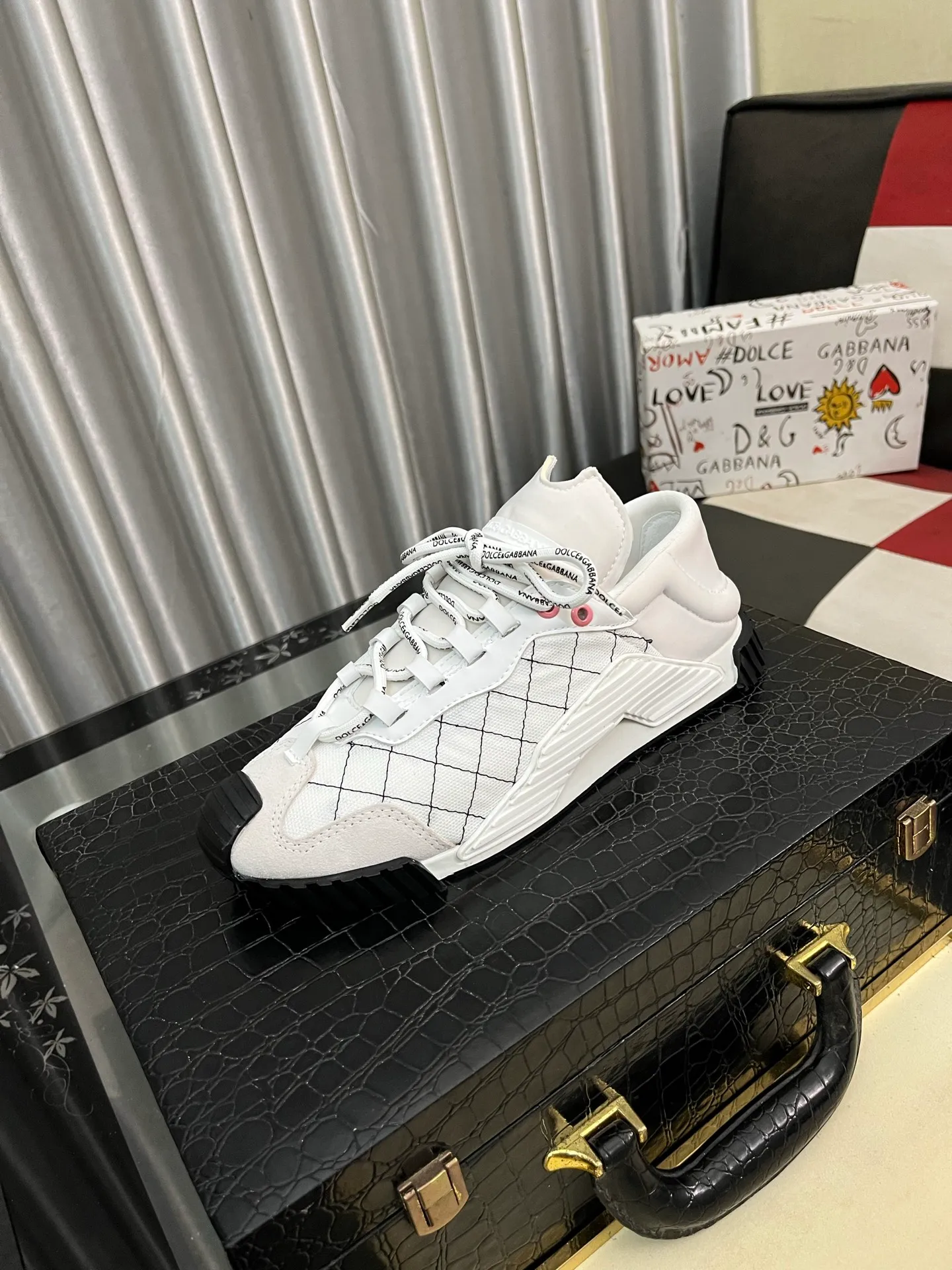 Men's men's shoes💰440⌚️⌚️【DG～】Couple casual shoes, 2025z cabinet sales simultaneously 🔶Size: 36-46#️⃣ 🔷2 colors🔜The upper is made of multi-material splicing➕Mesh lining, comfortable and breathable, sole: original comfortable, wear-resistant and non-slip outsole, ⚠️Real 📱Photographed🎬The real thing is better📢📢📢